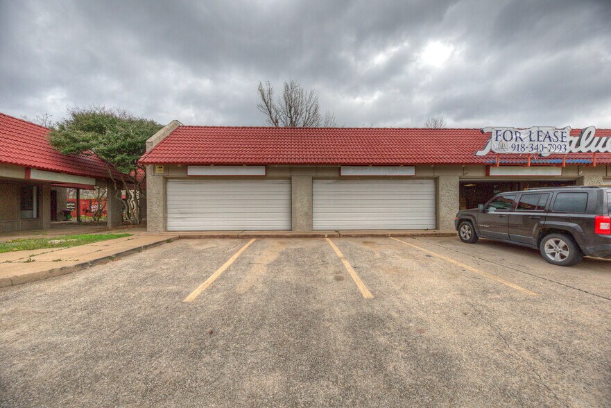 More Photos Of 4311 E 31st St, Tulsa Unknown For Lease