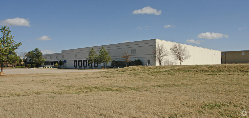 Primary Photo Of 4140 BF Goodrich, Memphis Distribution For Lease