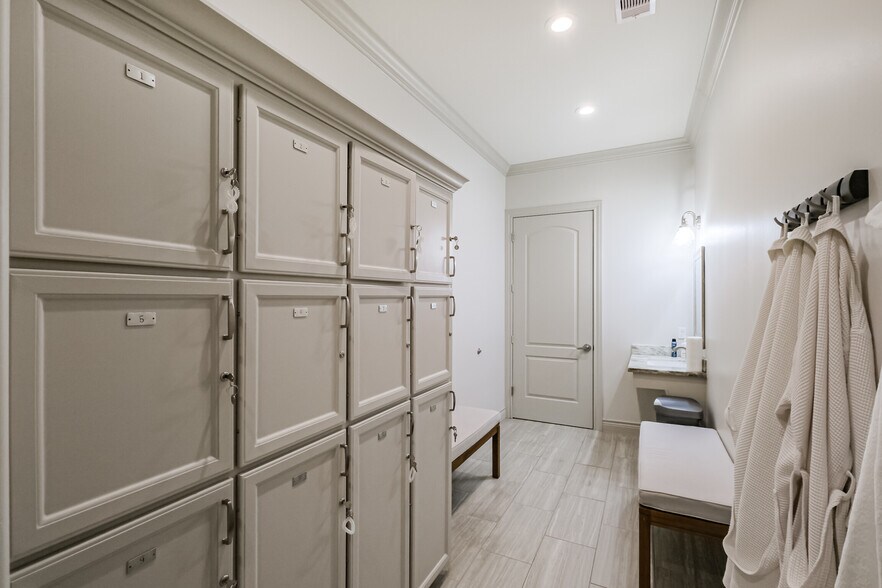 More Photos Of 21733 Provincial Blvd, Katy Loft Creative Space For Sale