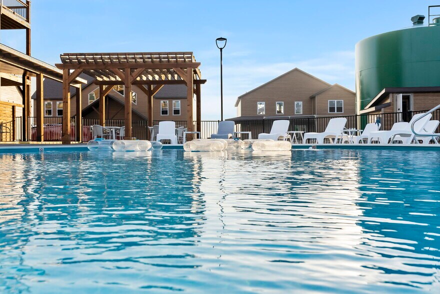 More Photos Of 129 Pioneer Peak, Kimberling City Specialty For Sale