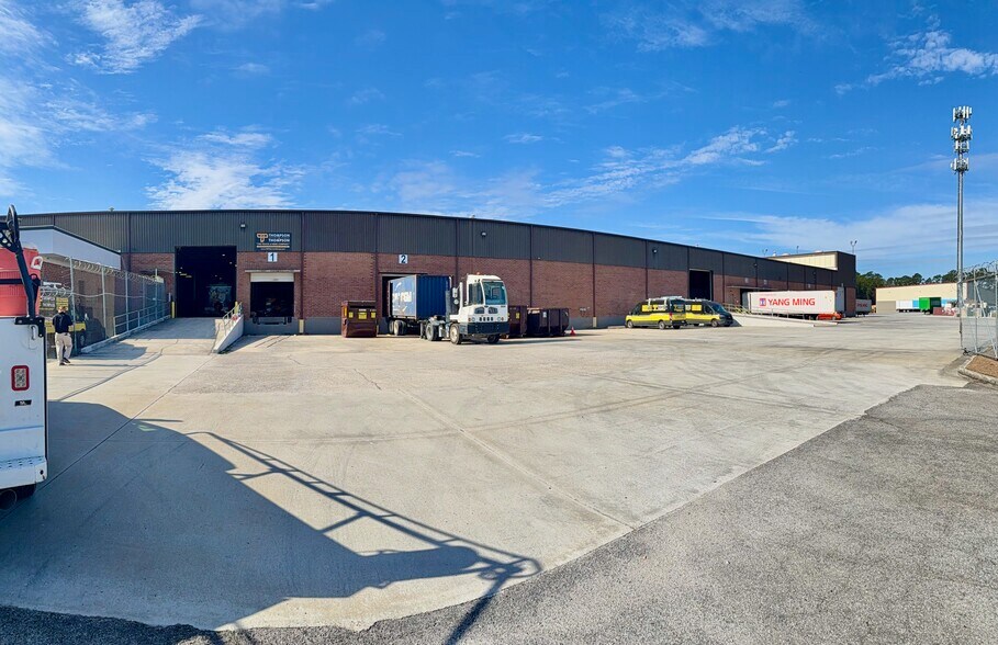 More Photos Of 780 King George Blvd, Savannah Warehouse For Lease