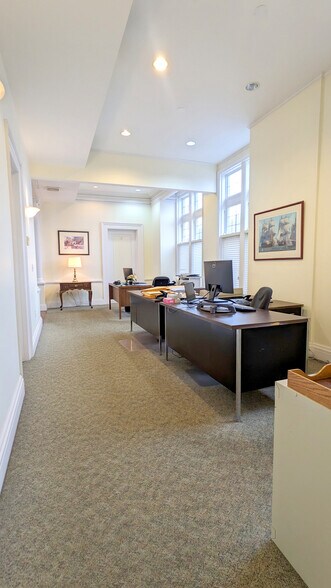 More Photos Of 525 Delaware Ave, Buffalo Office For Sale