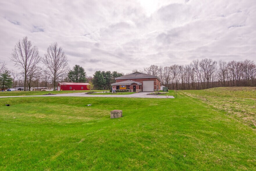 More Photos Of 5071 OH-43 Rd, Kent Auto Repair For Sale