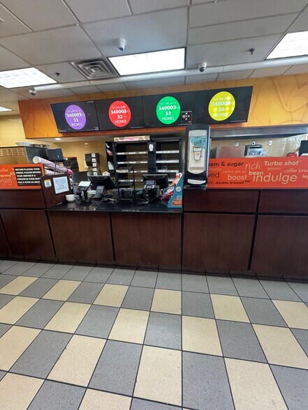 More Photos Of 1985 Route 22 W, Scotch Plains Storefront Retail Office For Lease