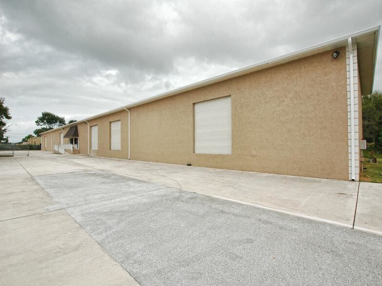 More Photos Of 1733 SW Biltmore St, Port Saint Lucie Warehouse For Sale