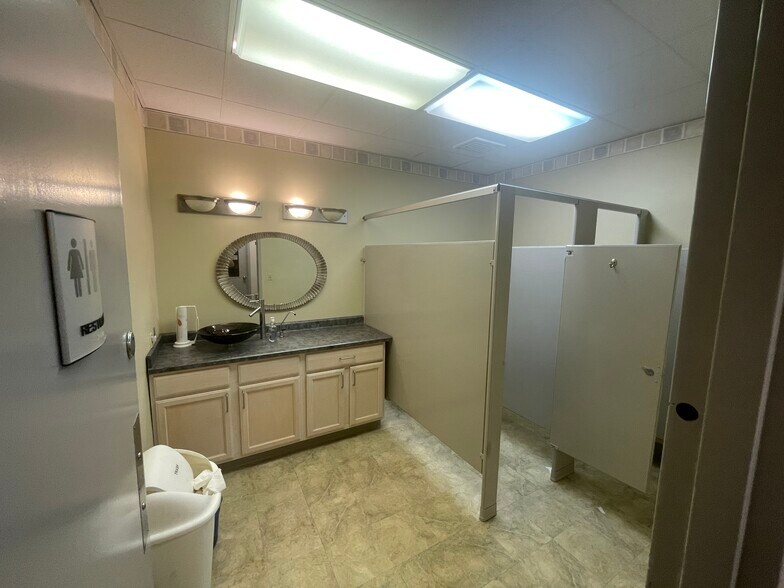 More Photos Of 755 Wick Ave, Youngstown Loft Creative Space For Sale