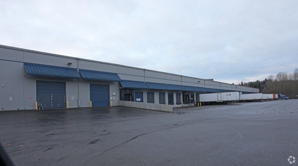 More Photos Of 555-589 Monster Rd SW, Renton Warehouse For Sale