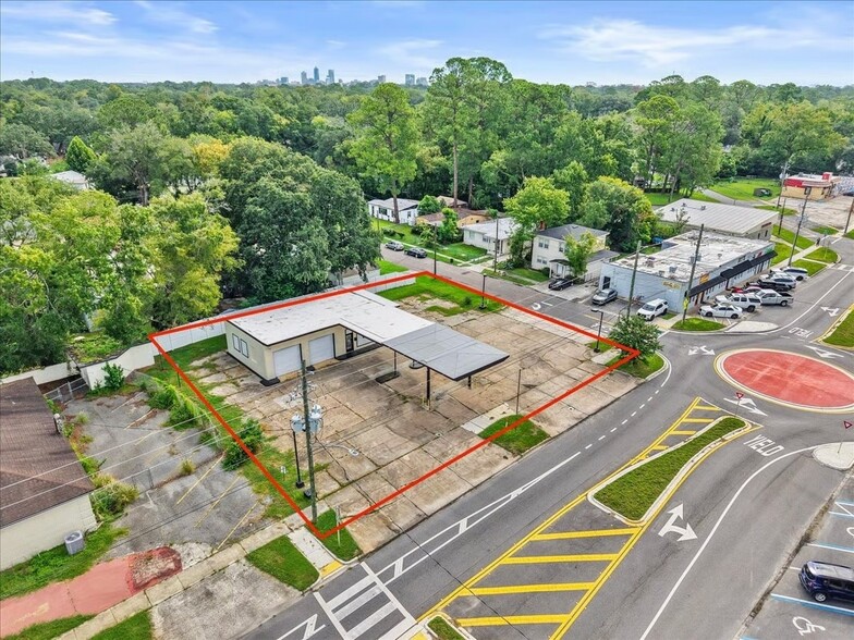More Photos Of 749 S Edgewood Ave, Jacksonville Auto Repair For Sale