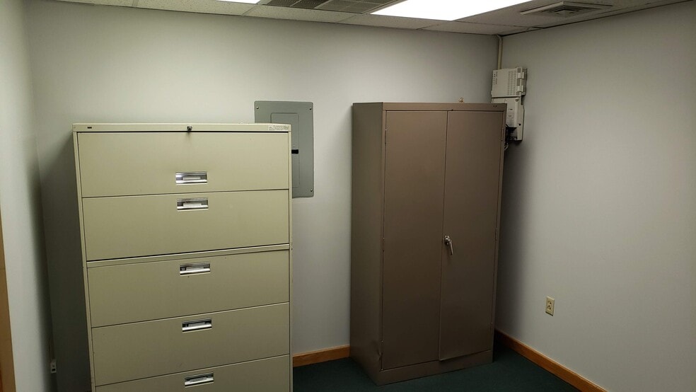 More Photos Of 85 Constitution Ln, Danvers Medical For Lease