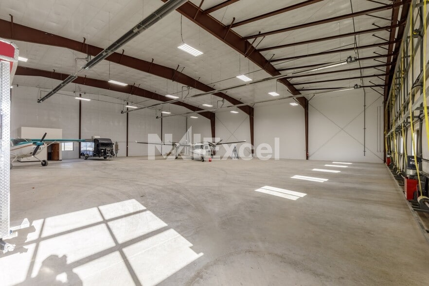 More Photos Of 2168 1500 N St st, Cedar City Airplane Hangar For Sale