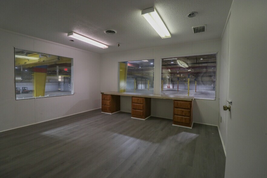 More Photos Of 2509 Cox Mill Rd, Sanford Manufacturing For Lease