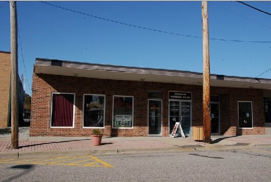 Primary Photo Of 105 E 2nd St, Davison Office For Lease