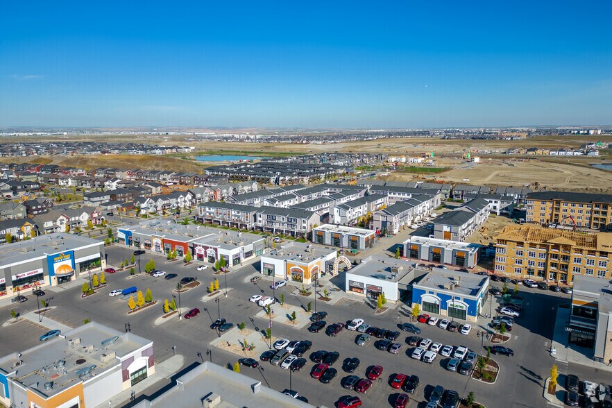 More Photos Of 5850 88 Ave NE, Calgary Storefront For Lease