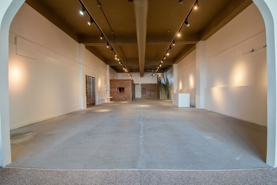 More Photos Of 322 E Don Tyler Ave, Dewey Storefront For Sale