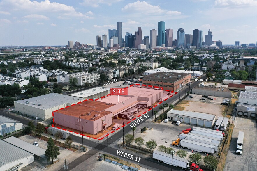 Primary Photo Of 2216 Silver St, Houston Refrigeration Cold Storage For Sale