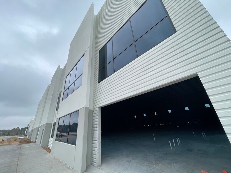 More Photos Of 15918 Boudreaux rd, Cypress Industrial For Sale