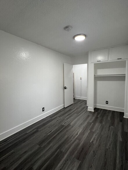 More Photos Of 7001-7005 S Main St, Los Angeles Apartments For Sale