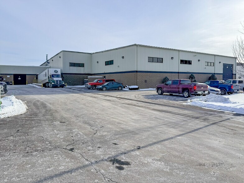More Photos Of 741 Morris St, Fond Du Lac Industrial For Lease