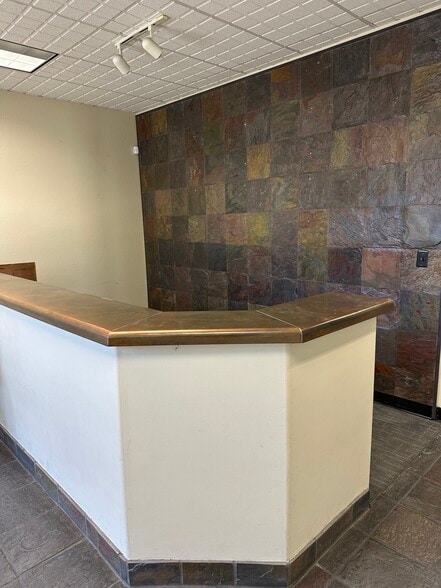 More Photos Of 2125 S Broadway, Santa Maria Storefront For Lease