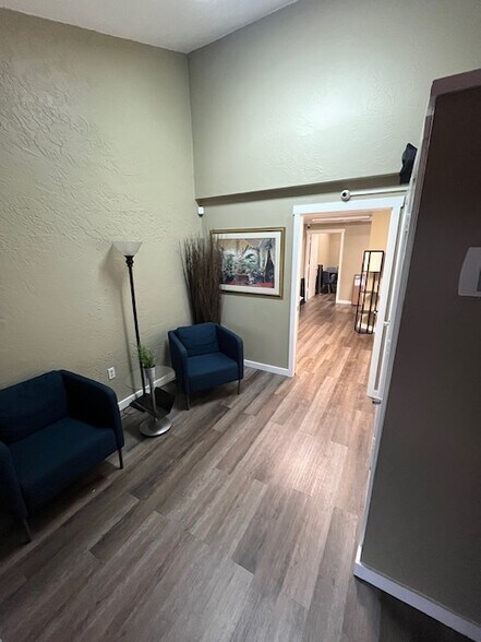 More Photos Of 5235 Ramsey Way, Fort Myers Office For Sale