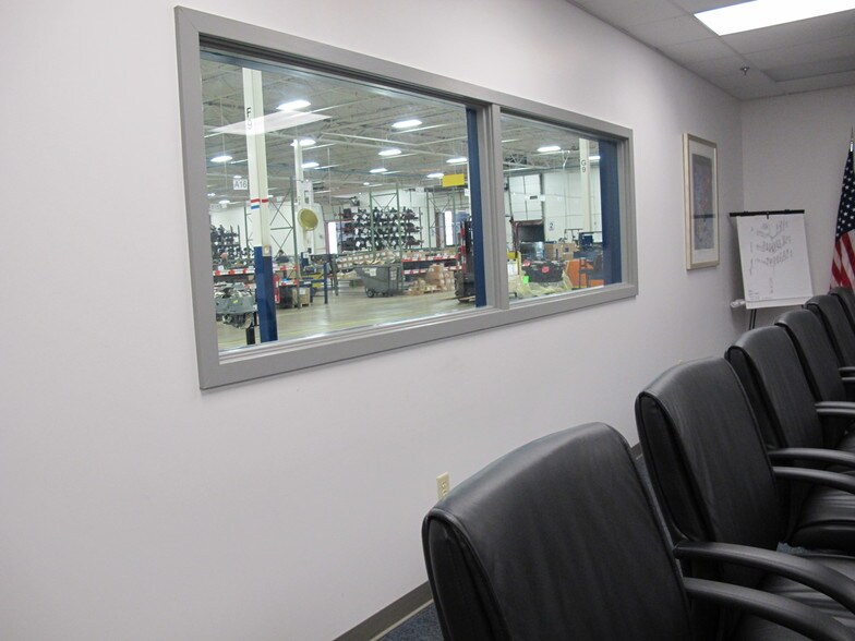 More Photos Of 1828 Freedom Rd, Lancaster Warehouse For Lease