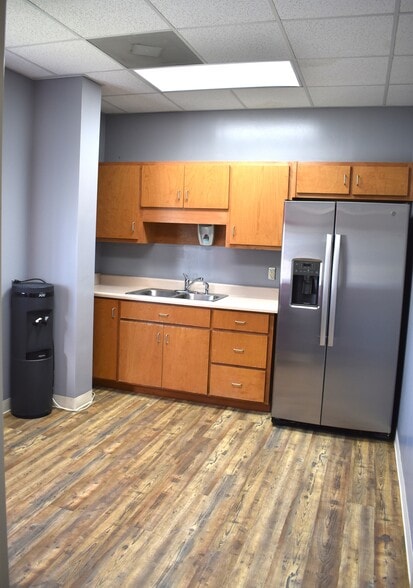 More Photos Of 3615 S Railroad St, Phenix City Medical For Lease