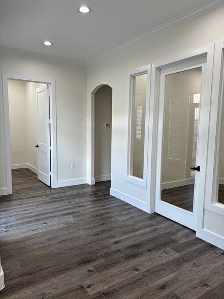 More Photos Of 18920 Kuykendahl Rd, Spring Office For Sale