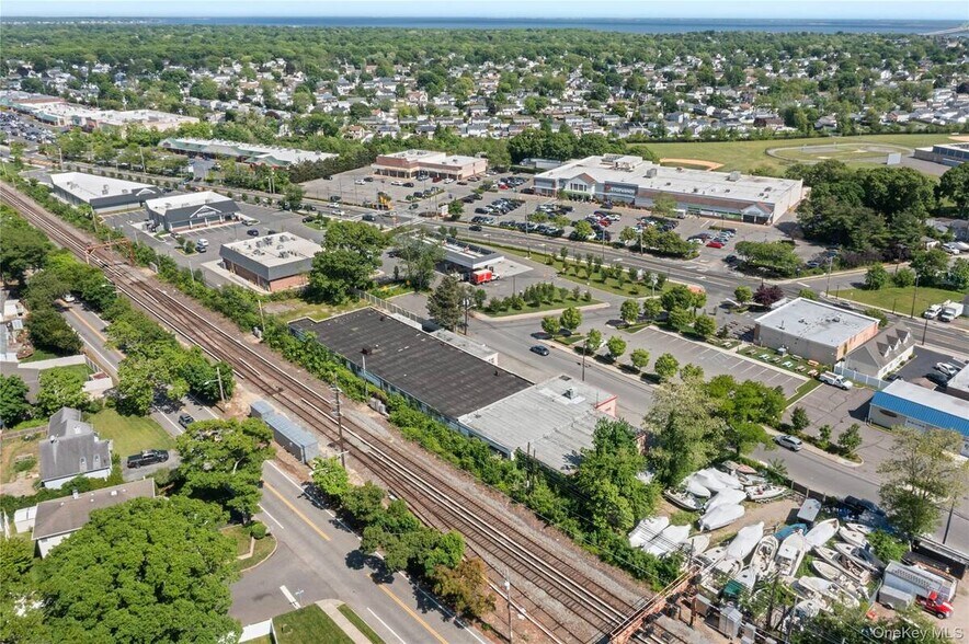 More Photos Of 1113-1125 Prospect Ave, West Islip Warehouse For Sale