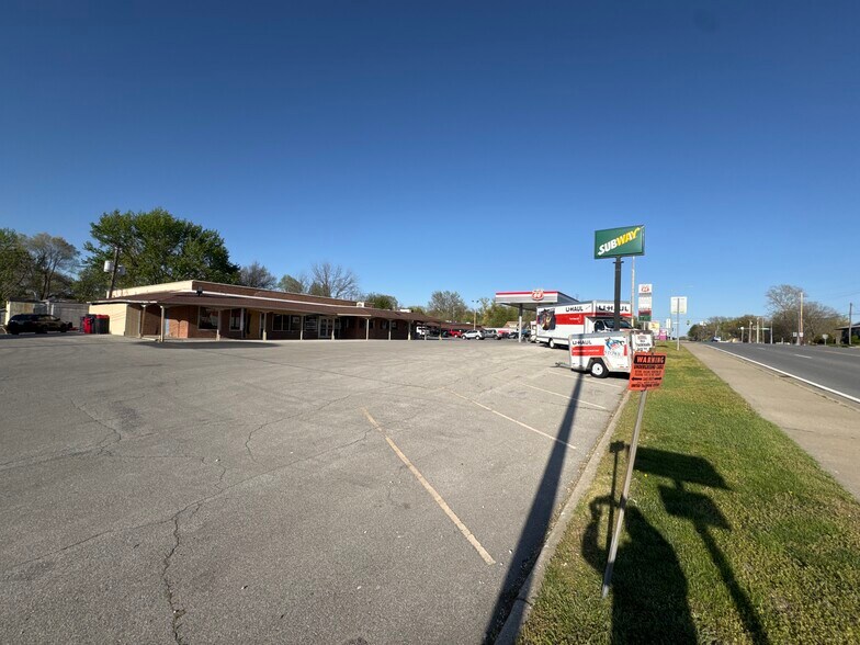 More Photos Of 6 E Monroe St, Buckner Unknown For Sale