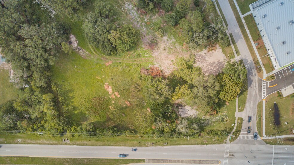 More Photos Of 12208 Four Oaks Rd, Tampa Land For Lease