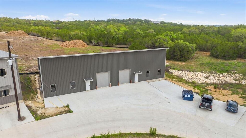 More Photos Of 10200 Darden Hill Rd, Austin Flex For Sale