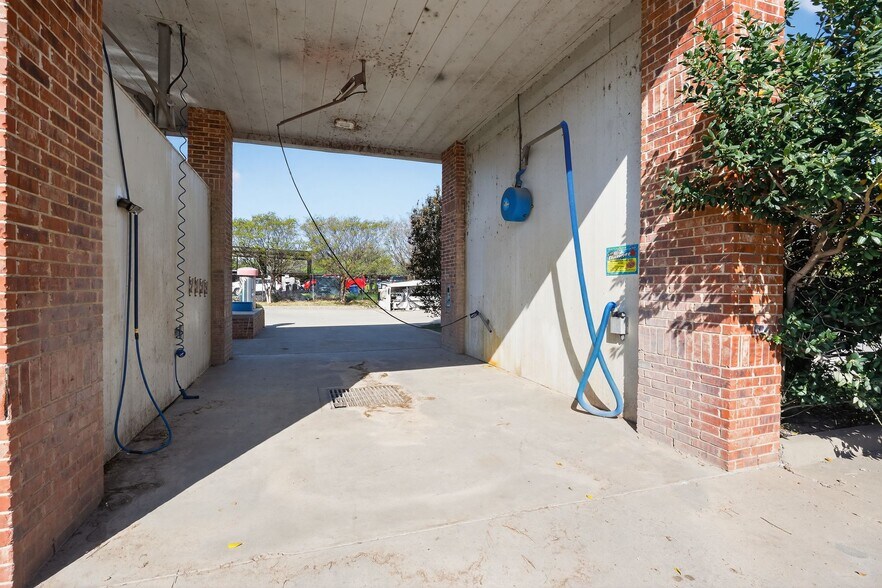 More Photos Of , Wylie Unknown For Sale