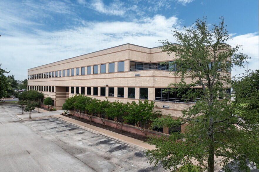 More Photos Of 12940 Research Blvd, Austin Office For Sale