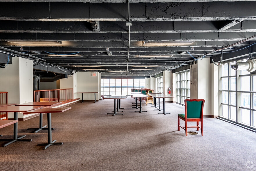 More Photos Of 222 S Main St, Akron Office For Sale