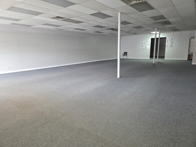 More Photos Of 155 Ridge Rd, North Arlington Storefront For Lease