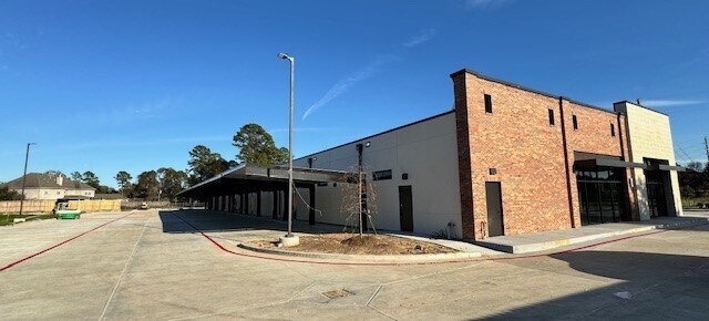 More Photos Of 13330 Spring Cypress Road, Cypress Storefront For Lease
