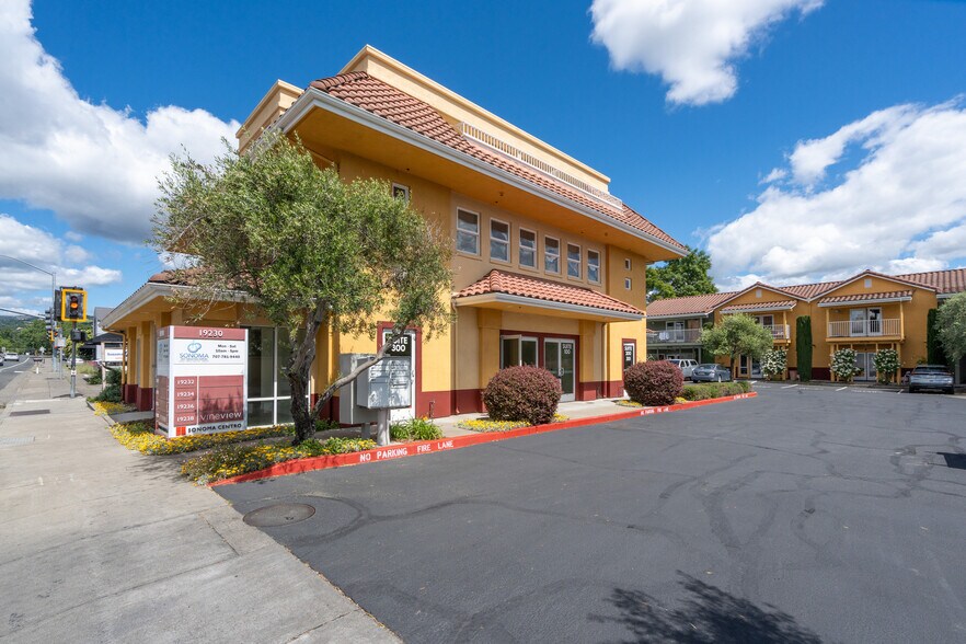 More Photos Of 19230 Sonoma Hwy, Sonoma General Retail For Lease
