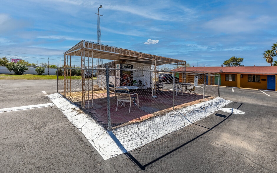 More Photos Of 3526 E Benson Hwy, Tucson Hotel For Sale