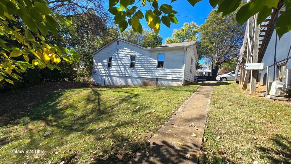 More Photos Of 1412-1418 Armstrong Ave, Knoxville Apartments For Sale