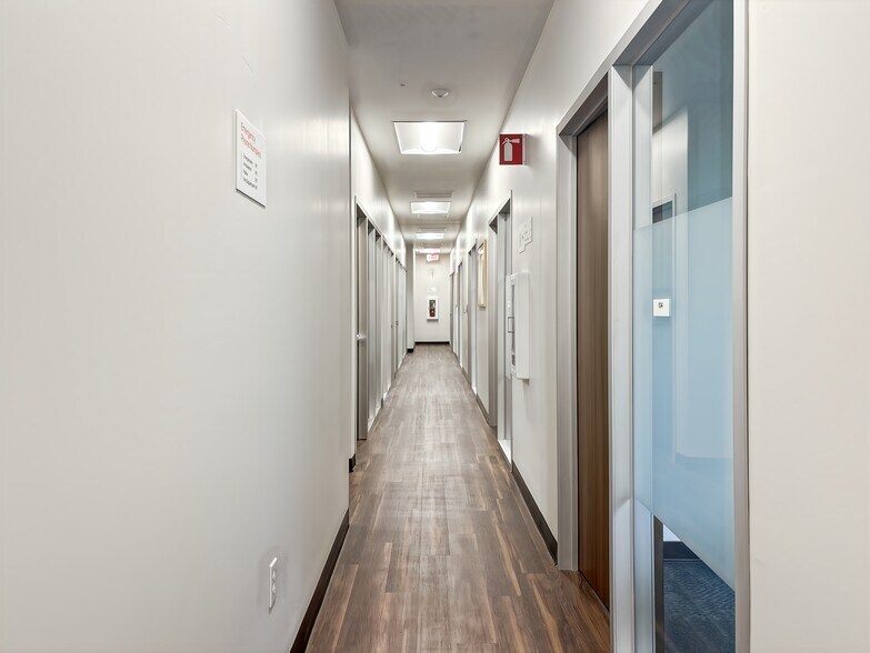 More Photos Of 13625 Ronald Reagan Blvd, Cedar Park Coworking Space