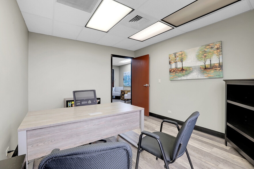 More Photos Of 215 S Wadsworth Blvd, Lakewood Medical For Sale