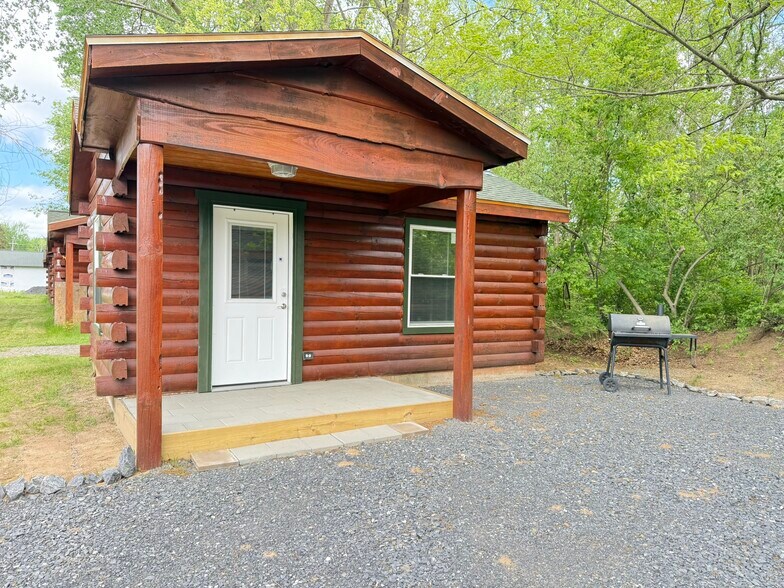 More Photos Of 984 Waterloo Geneva Rd, Waterloo Township Trailer Camper Park For Sale