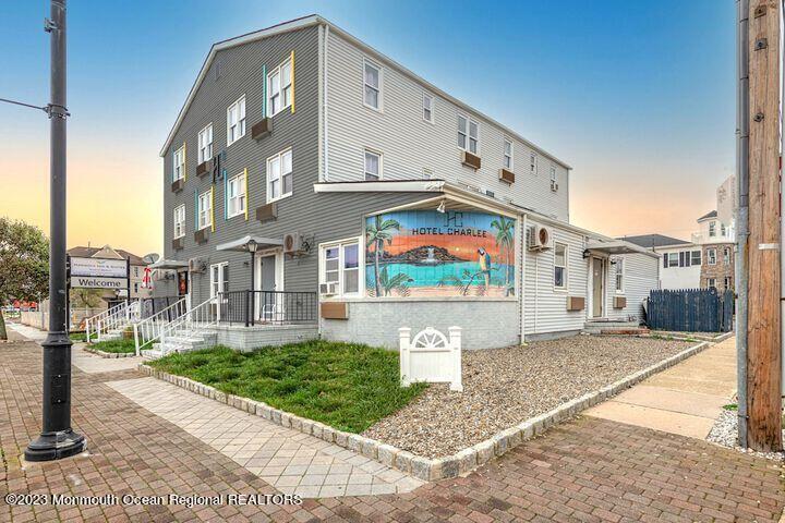 Primary Photo Of 1402 Boulevard, Seaside Heights Hotel For Sale