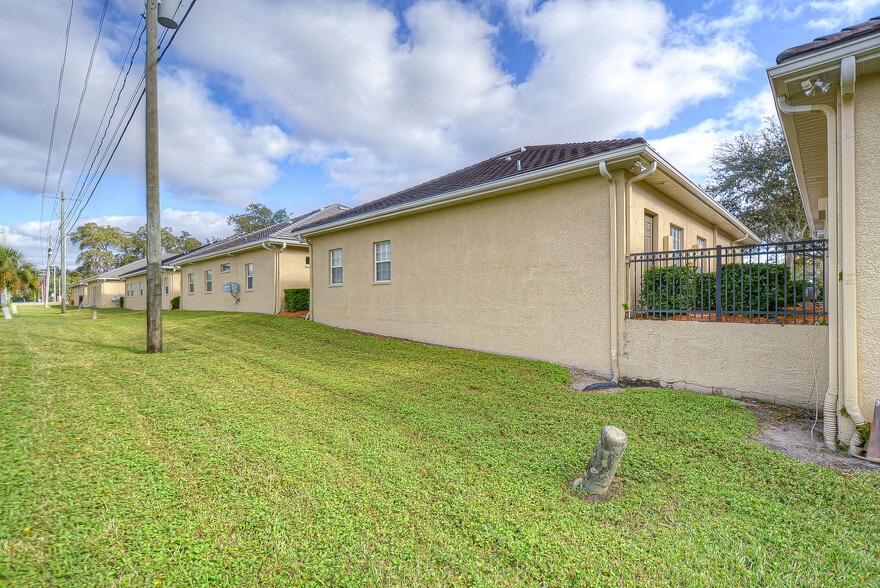 More Photos Of 14428 Bruce B Downs Blvd, Tampa Medical For Sale