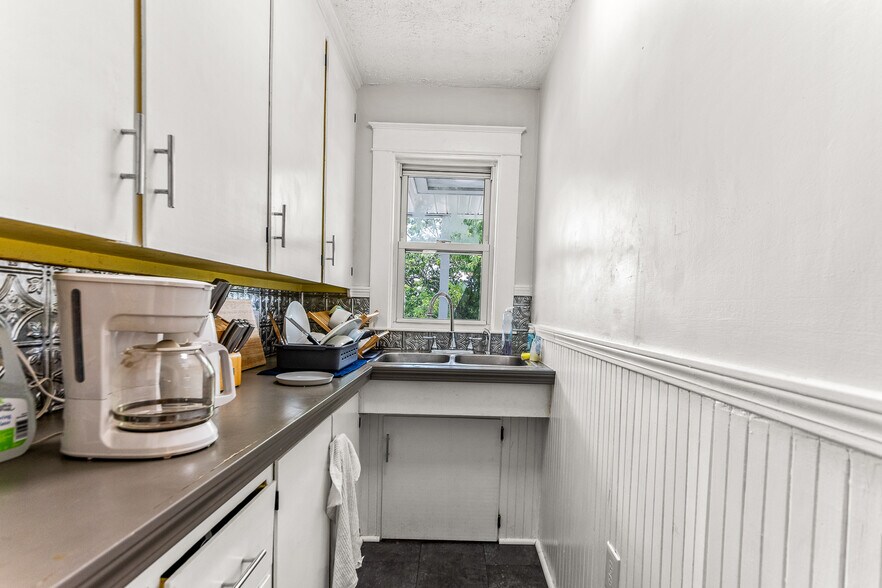 More Photos Of 51 Tanguay St, Sanford Apartments For Sale