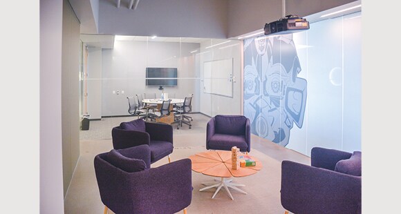 More Photos Of 3333 W Empire Ave, Burbank Office For Lease