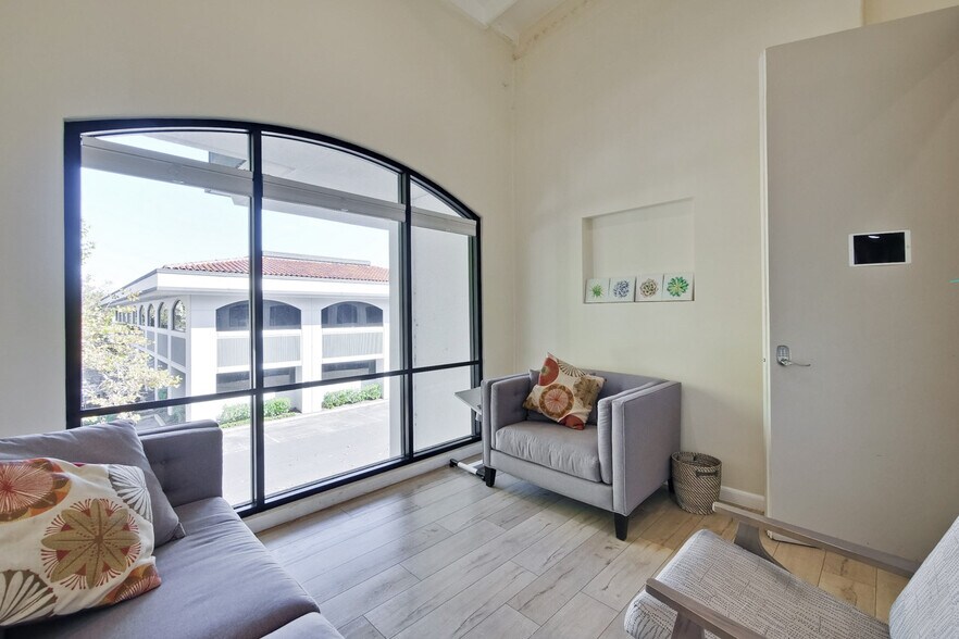More Photos Of 4966 El Camino Real, Los Altos Office For Sale