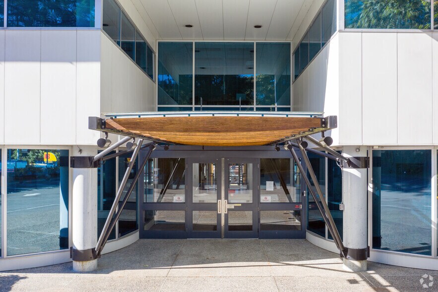 More Photos Of 4225 Kincaid St, Burnaby Office For Sale