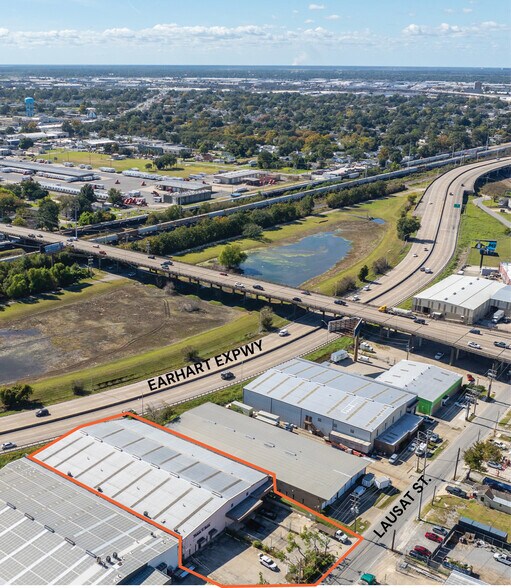 More Photos Of 3000 Lausat St, Metairie Warehouse For Lease