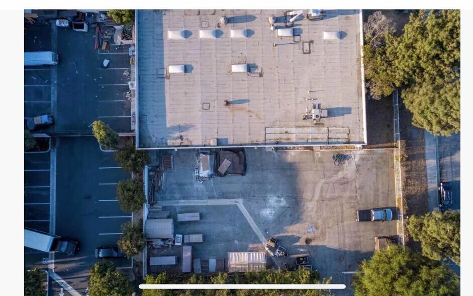 More Photos Of 10720 Ada Ave, Montclair Warehouse For Lease